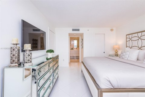 Copropriété à louer à Miami Beach, Floride: 1 chambre, 75.44 m2 № 2169727 - photo 13