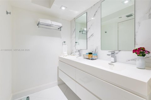 Copropriété à louer à Miami Beach, Floride: 1 chambre, 75.44 m2 № 2169727 - photo 16