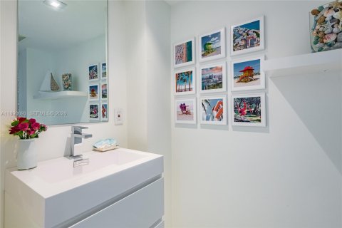 Copropriété à louer à Miami Beach, Floride: 1 chambre, 75.44 m2 № 2169727 - photo 27
