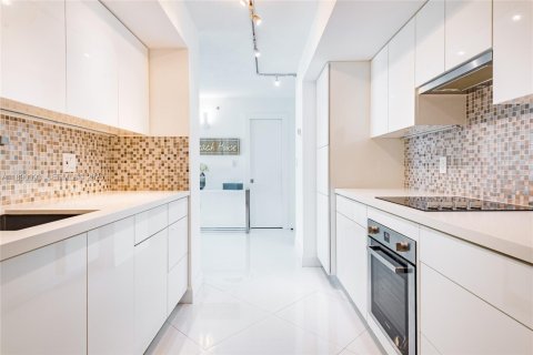 Condo à Miami Beach, Floride, 1 chambre  № 2169727