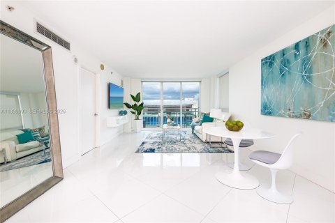 Copropriété à louer à Miami Beach, Floride: 1 chambre, 75.44 m2 № 2169727 - photo 24