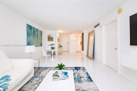 Copropriété à louer à Miami Beach, Floride: 1 chambre, 75.44 m2 № 2169727 - photo 8