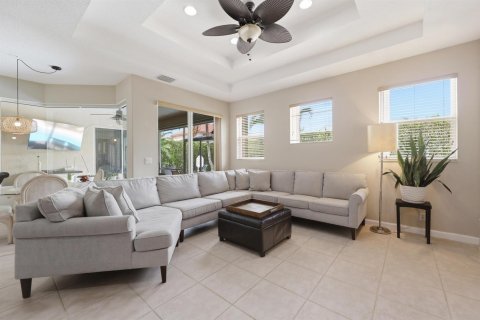 Casa en venta en West Palm Beach, Florida, 5 dormitorios, 282.33 m2 № 2189611 - foto 10