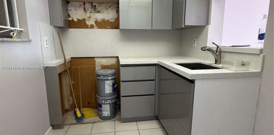 Appartement à Miami, Floride 2 chambres, 67.45 m2 № 1980634