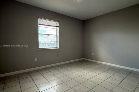 Appartement à louer à Miami, Floride: 2 chambres, 67.45 m2 № 1980634 - photo 7