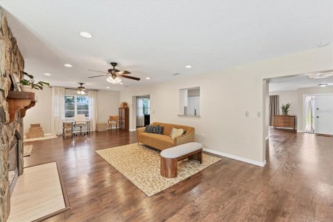 Villa ou maison à vendre à Sarasota, Floride: 3 chambres, 188.78 m2 № 1843059 - photo 16