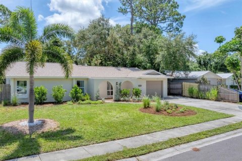 Villa ou maison à vendre à Sarasota, Floride: 3 chambres, 188.78 m2 № 1843059 - photo 3