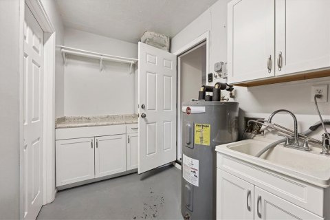 Villa ou maison à vendre à Sarasota, Floride: 3 chambres, 188.78 m2 № 1843059 - photo 27