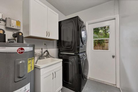 Villa ou maison à vendre à Sarasota, Floride: 3 chambres, 188.78 m2 № 1843059 - photo 28