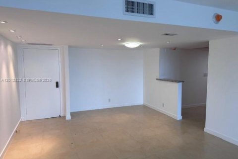 Copropriété à louer à Lauderdale-by-the-Sea, Floride: 2 chambres, 130.06 m2 № 2171180 - photo 7