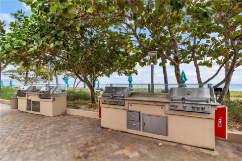 Copropriété à louer à Lauderdale-by-the-Sea, Floride: 2 chambres, 130.06 m2 № 2171180 - photo 26