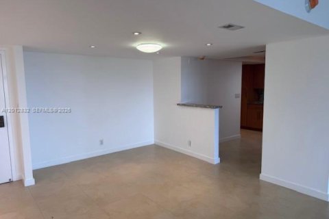 Copropriété à louer à Lauderdale-by-the-Sea, Floride: 2 chambres, 130.06 m2 № 2171180 - photo 6
