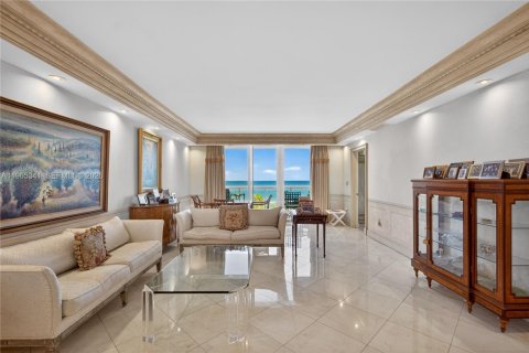 Condominio en venta en Miami Beach, Florida, 2 dormitorios, 154.22 m2 № 2030102 - foto 6