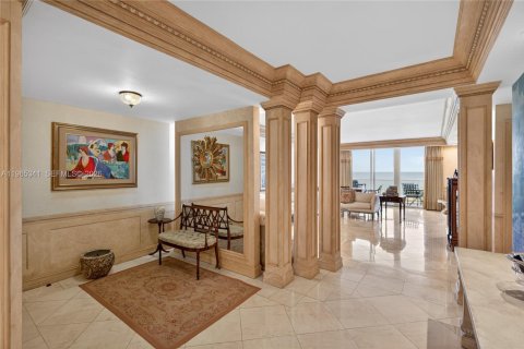 Condominio en venta en Miami Beach, Florida, 2 dormitorios, 154.22 m2 № 2030102 - foto 14
