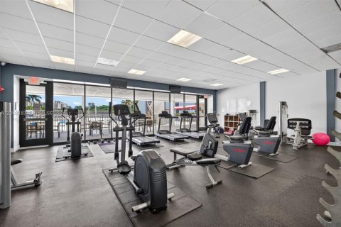 Copropriété à vendre à Aventura, Floride: 2 chambres, 100.24 m2 № 2072946 - photo 8