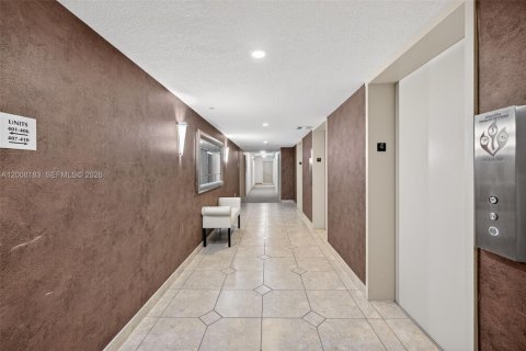 Copropriété à vendre à Aventura, Floride: 2 chambres, 100.24 m2 № 2072946 - photo 6