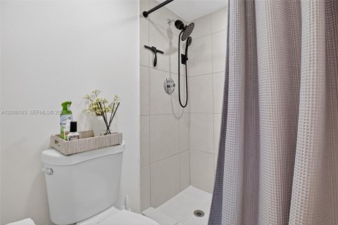 Copropriété à vendre à Aventura, Floride: 2 chambres, 100.24 m2 № 2072946 - photo 26