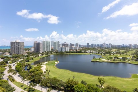 Copropriété à vendre à Aventura, Floride: 2 chambres, 100.24 m2 № 2072946 - photo 18