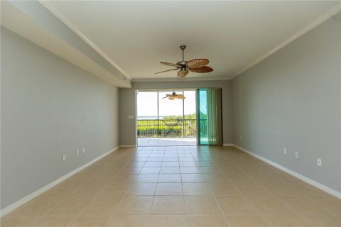 Copropriété à vendre à Englewood, Floride: 3 chambres, 177.72 m2 № 2195946 - photo 6