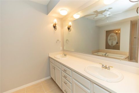 Copropriété à vendre à Englewood, Floride: 3 chambres, 177.72 m2 № 2195946 - photo 30