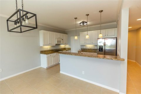 Copropriété à vendre à Englewood, Floride: 3 chambres, 177.72 m2 № 2195946 - photo 10