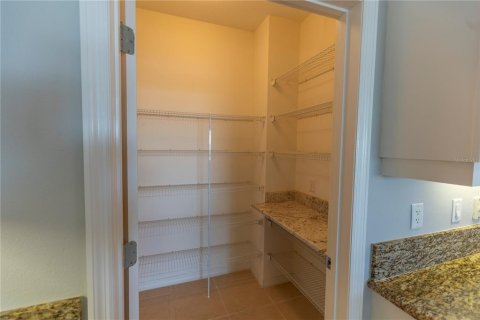 Copropriété à vendre à Englewood, Floride: 3 chambres, 177.72 m2 № 2195946 - photo 19
