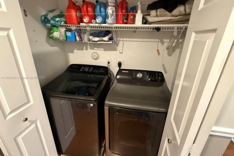 Casa en venta en Deerfield Beach, Florida, 4 dormitorios, 195.09 m2 № 1794112 - foto 30