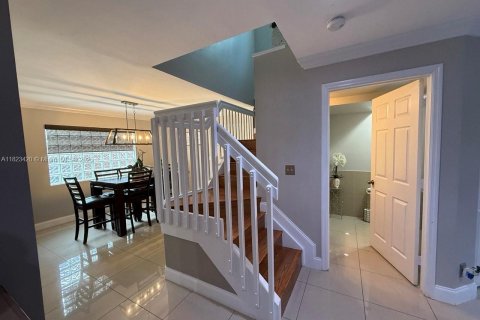 House in Deerfield Beach, Florida 4 bedrooms, 195.09 sq.m. № 1794112 - photo 23