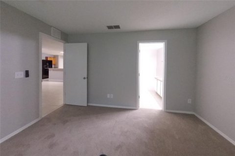 Villa ou maison à louer à Winter Garden, Floride: 4 chambres, 232.72 m2 № 2418720 - photo 8
