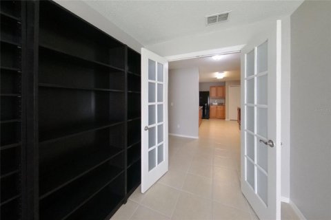 Villa ou maison à louer à Winter Garden, Floride: 4 chambres, 232.72 m2 № 2418720 - photo 17