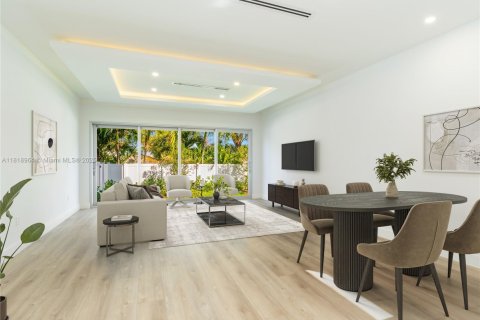 Townhouse in Fort Lauderdale, Florida 3 bedrooms, 184.41 sq.m. № 1934468 - photo 3