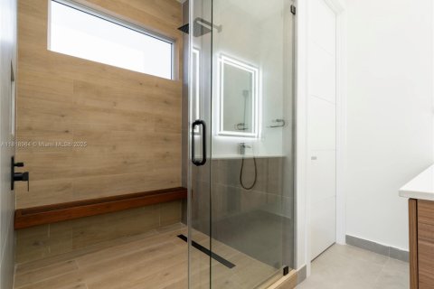 Townhouse in Fort Lauderdale, Florida 3 bedrooms, 184.41 sq.m. № 1934468 - photo 10