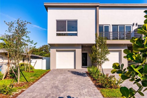 Townhouse in Fort Lauderdale, Florida 3 bedrooms, 184.41 sq.m. № 1934468 - photo 19