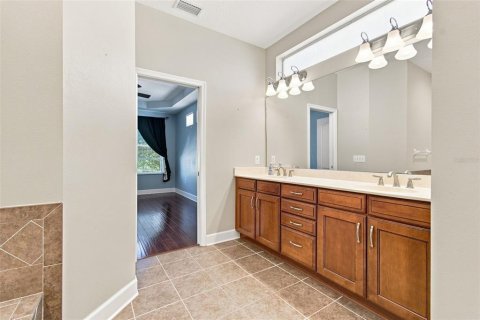 Villa ou maison à vendre à Tampa, Floride: 3 chambres, 192.31 m2 № 2347304 - photo 18