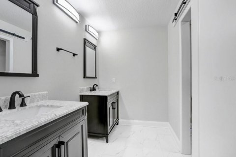 Villa ou maison à vendre à Ruskin, Floride: 3 chambres, 278.52 m2 № 1431982 - photo 7