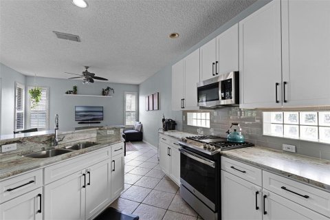 House in Windermere, Florida 4 bedrooms, 202.62 sq.m. № 1824202 - photo 17