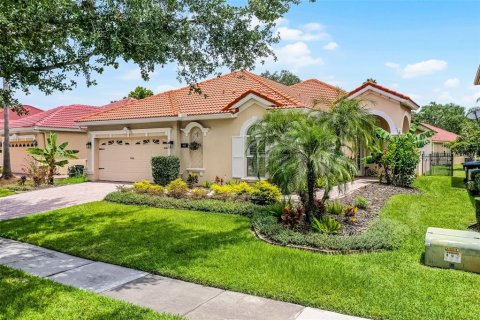 House in Windermere, Florida 4 bedrooms, 202.62 sq.m. № 1824202 - photo 2