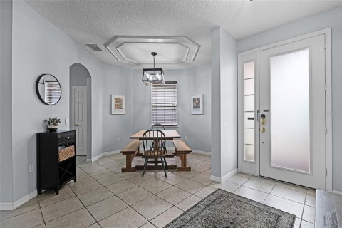 House in Windermere, Florida 4 bedrooms, 202.62 sq.m. № 1824202 - photo 3
