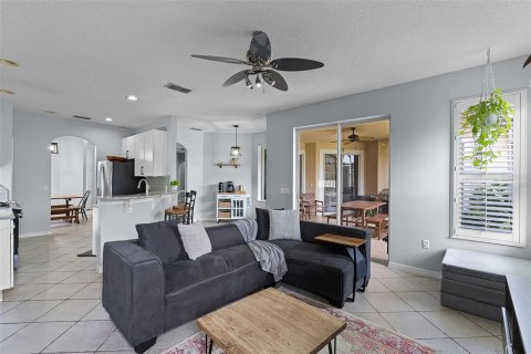 House in Windermere, Florida 4 bedrooms, 202.62 sq.m. № 1824202 - photo 9