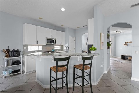 House in Windermere, Florida 4 bedrooms, 202.62 sq.m. № 1824202 - photo 14