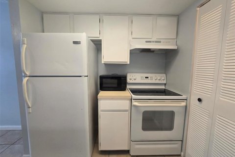 Copropriété à louer à Tampa, Floride: 1 chambre, 55.28 m2 № 2411598 - photo 4