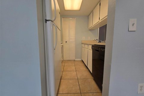 Copropriété à louer à Tampa, Floride: 1 chambre, 55.28 m2 № 2411598 - photo 6