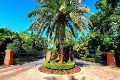 Villa ou maison à vendre à Tampa, Floride: 4 chambres, 326.55 m2 № 1899112 - photo 4