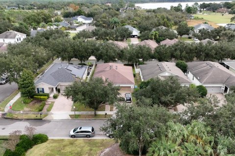 House in Orlando, Florida 3 bedrooms, 159.7 sq.m. № 2187390 - photo 3