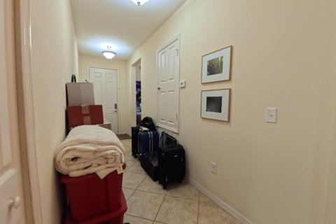 House in Orlando, Florida 3 bedrooms, 159.7 sq.m. № 2187390 - photo 23