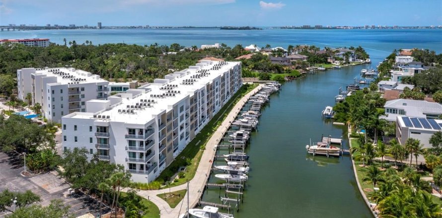 Condominio en Sarasota, Florida, 1 dormitorio  № 2217496