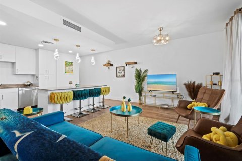 Condominio en venta en Sarasota, Florida, 1 dormitorio, 75.25 m2 № 2217496 - foto 8