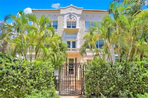 Copropriété à louer à Miami Beach, Floride: 49.98 m2 № 2047958 - photo 2