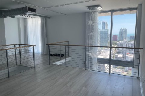 Condo in Miami, Florida, 2 bedrooms  № 1814642 - photo 16