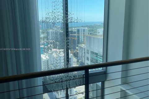 Condo in Miami, Florida, 2 bedrooms  № 1814642 - photo 24